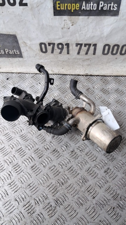 EGR + racitor gaze AUDI A4 B9 an 2017 cod 04L131501B / 04L131512A
