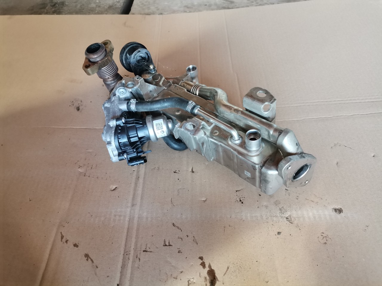 EGR Racitor Gaze BMW Seria 1 F20 / F21 / Seria 3 F30 / F31 2.0 D 2017 cod 8513691