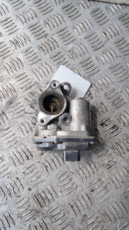 EGR Renault Megane 3 1.5 DCI K9K636 an 2014 cod 147104647R / 8201143495