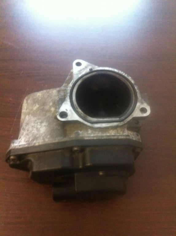 EGR Volkswagen VW Passat B6 [2005 - 2010] Sedan 4-usi 2.0 TDI MT (140 hp) (3C2)