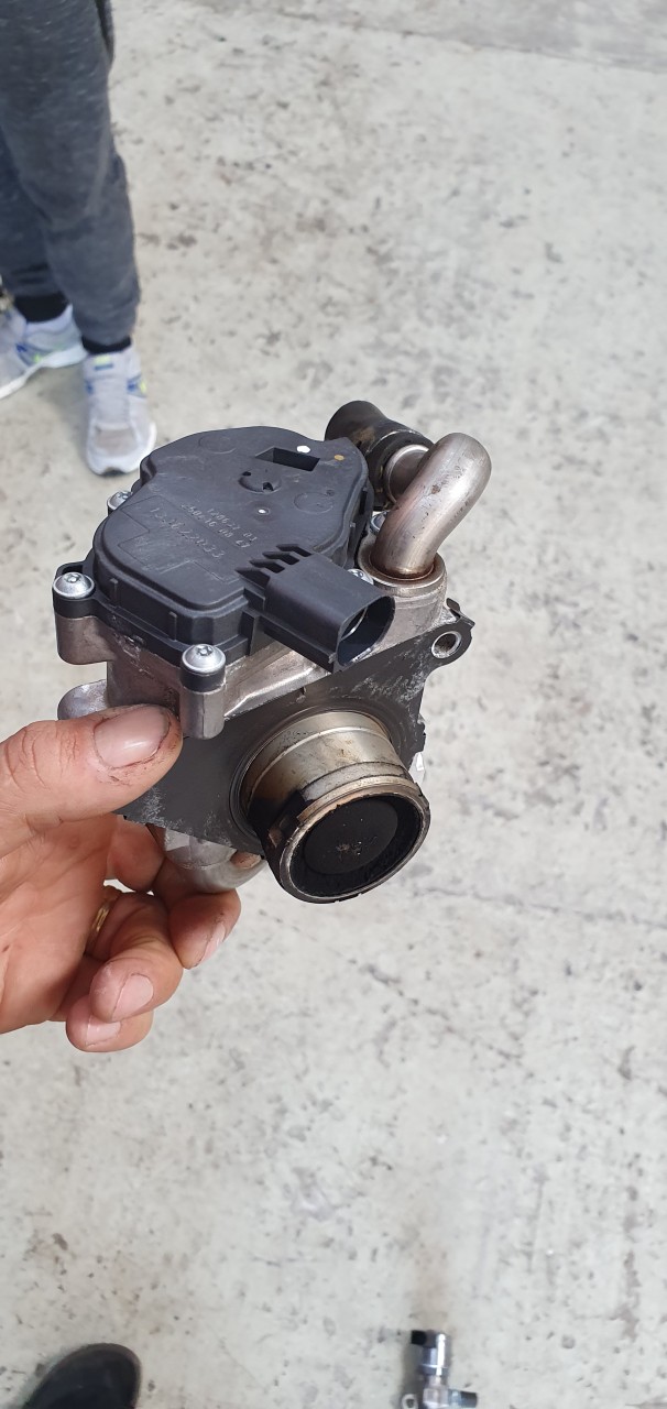 EGR Vw Passat B8 Skoda Superb 3 Tiguan 5NA 2.0 TDI DFC DFH 2016 2017 2018 2019