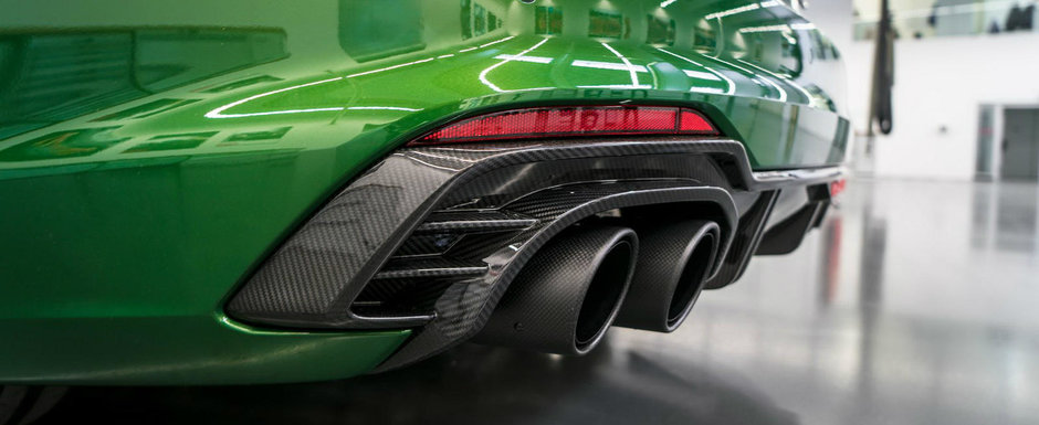 El este RS5-ul momentului. L-au vopsit intr-un verde special si au stors 530 de cai din motorul biturbo El este RS5-ul momentului. L-au vopsit intr-un verde special si au stors 530 de cai din motorul biturbo