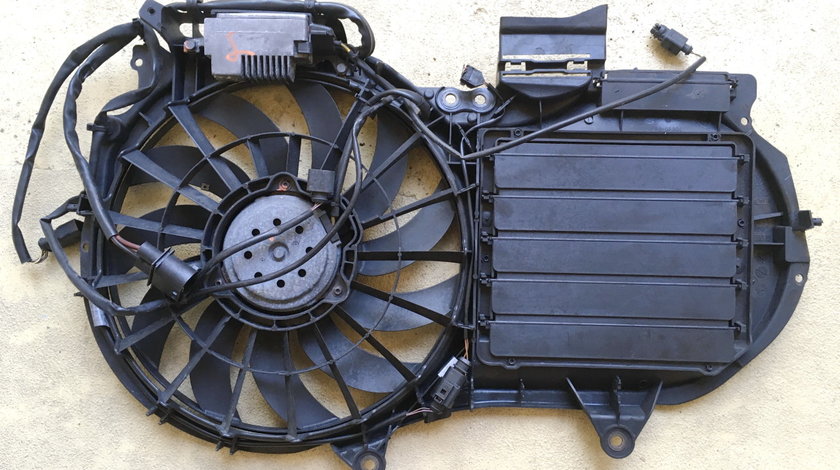 Electro - Ventilator  Audi A4 / B7 2.0 Benzina  8E0121205H