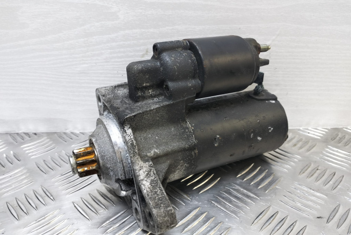 Electromotor 020911023F 1.4 / 1.6 benzina 020911023F Volkswagen VW Golf 4 [1997 - 2006]