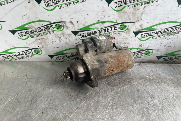 Electromotor 1 005 821 744 Volkswagen VW Golf 4 [1997 - 2006] Hatchback 5-usi 1.9 TDI MT (90 hp)