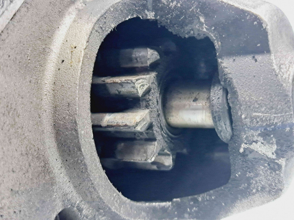 Electromotor 10 dinti Volvo V40 [Fabr 2013-2019] 30644972 1.6 D4162T 84KW / 115CP 1.6 D4162T84KW / 115CP