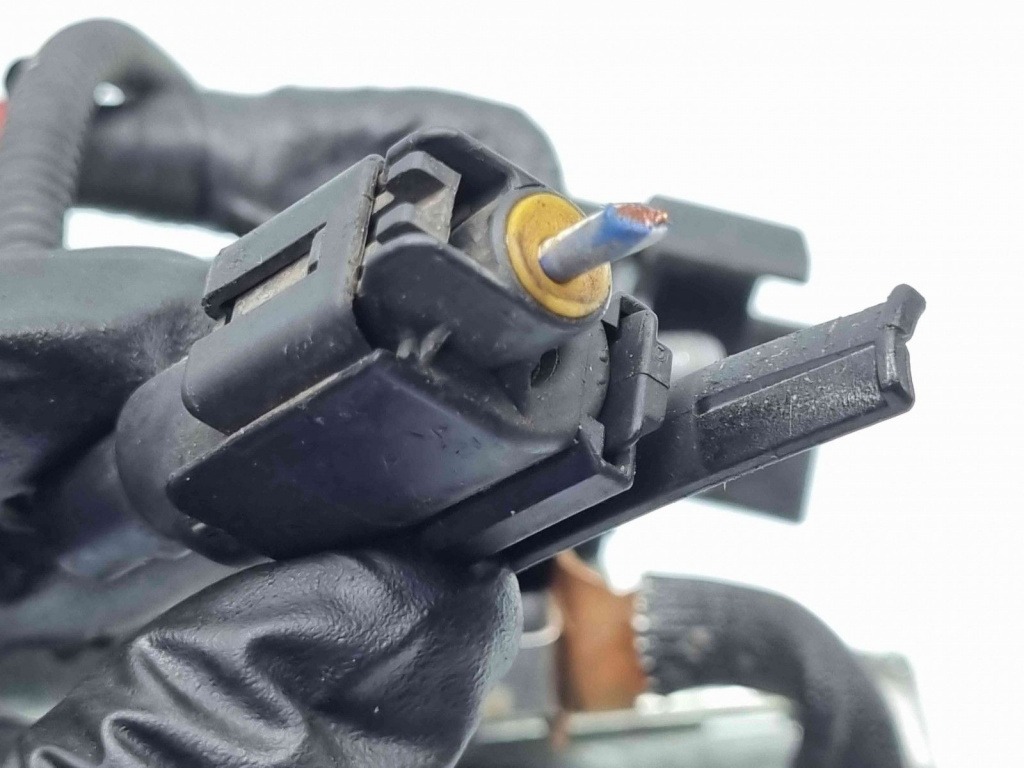 Electromotor 11 dinti Volvo V40 [Fabr 2013-2019] 8EA011611-811 1.6 D4162T 84KW / 114CP 1.6 D4162T84KW / 114CP