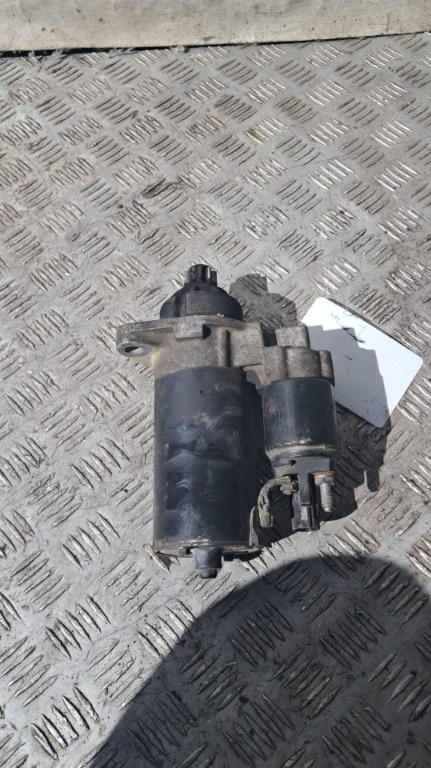 Electromotor 2.0 TDI VW Touran cod motor AZV an 2004 cod 0001123014