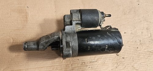 Electromotor AUDI A4 B6 / B7 2.5 TDI automata 2001 2002 2003 2004 2005
