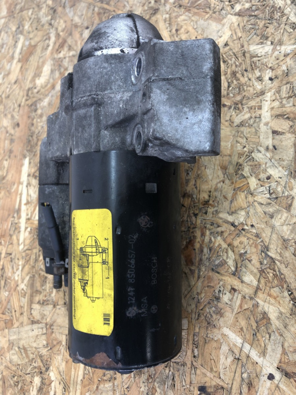 Electromotor BMW 320, E90 Sedan N47D20C sedan 2011 (cod intern: 25961)