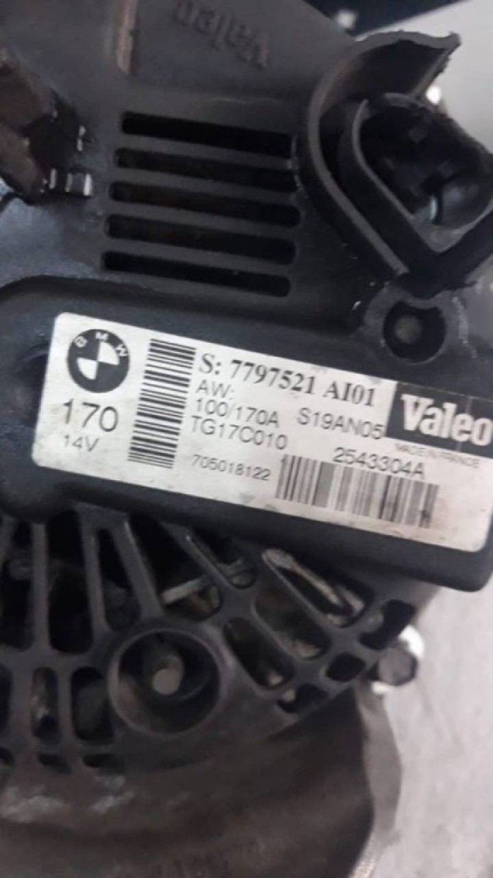 Electromotor bosch 8571905 bmw 3 f30 325d n47d20d 218 cai