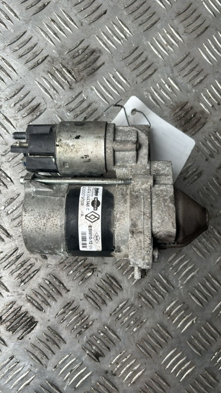 Electromotor Dacia Sandero 0.9 TCE an 2015 cod 233007970R