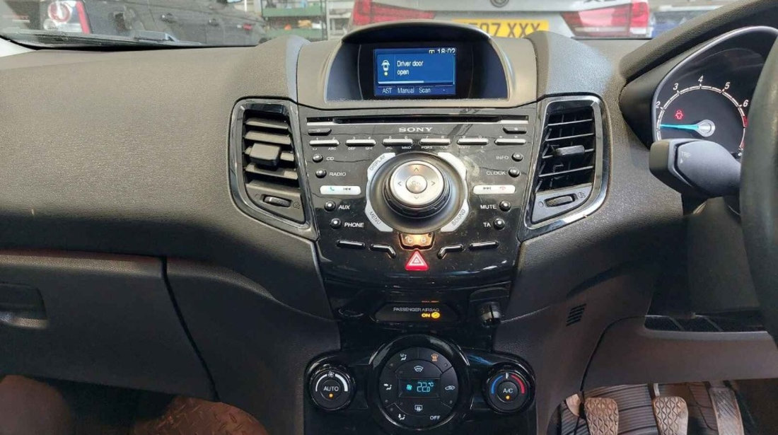 Electromotor Ford Fiesta 6 2013 HATCHBACK 1.0 i