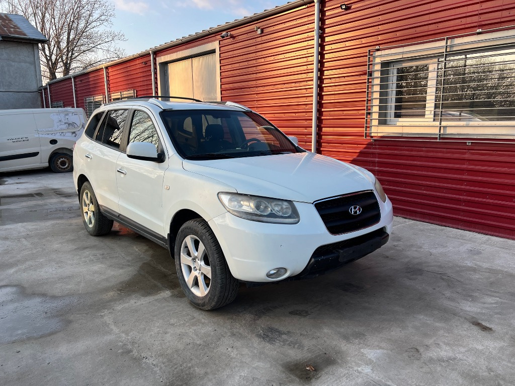 Electromotor Hyundai Santa Fe II 4x4 2.2 CRDI an fab. 2006 - 2012