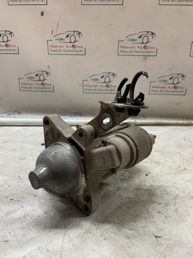 Electromotor Nissan Navara 2.3 Motorina 2016, 233009813R