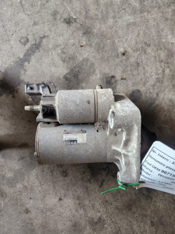 Electromotor Peugeot 208 1.2 an de fabricatie 2016 cod 9671530880