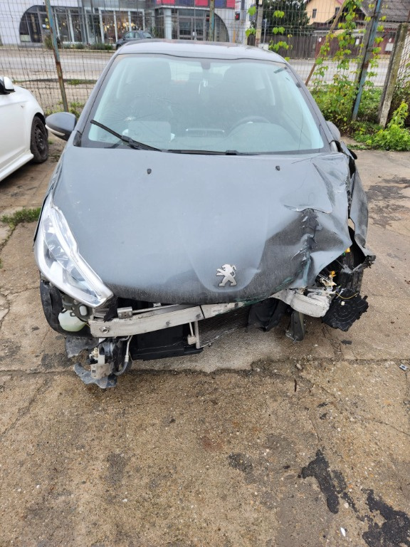 Electromotor Peugeot 208 2016 HATCHBACK 1.2