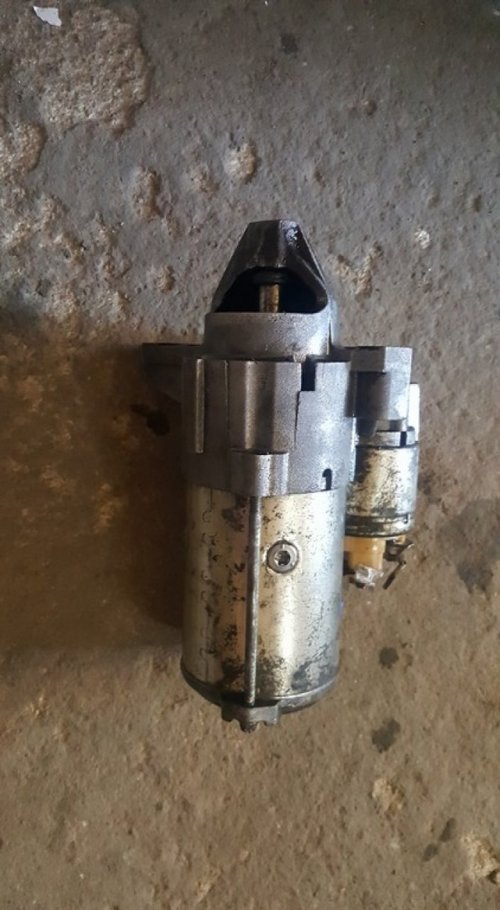 Electromotor valeo cod 9646694080 peugeot expert 1.6 hdi 9hu 90 cai