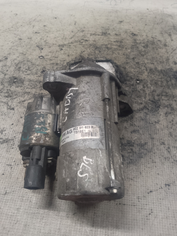 Electromotor Volkswagen Caddy 2009, 02Z911023H