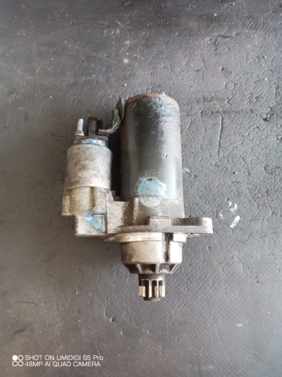 Electromotor , Volkswagen GOLF V . 2003 , 2.0 TDI COD - 005831320