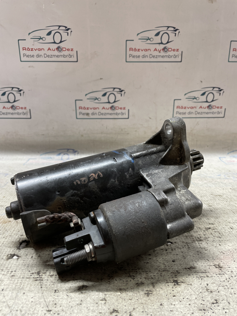 Electromotor Volkswagen Passat CC 2.0 Motorina 2012, 02E911023