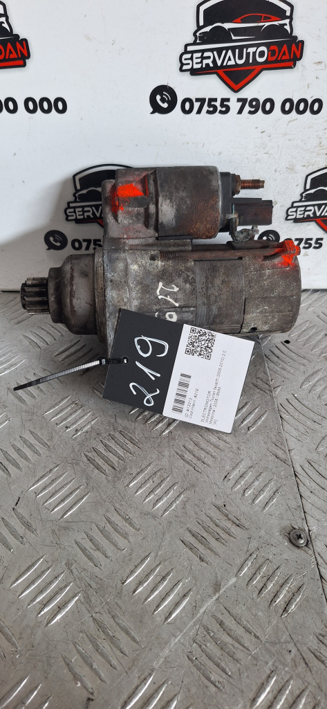Electromotor Volkswagen Touran facelift (2006-2010) 2.0 Motorina 2008, 02M911023N