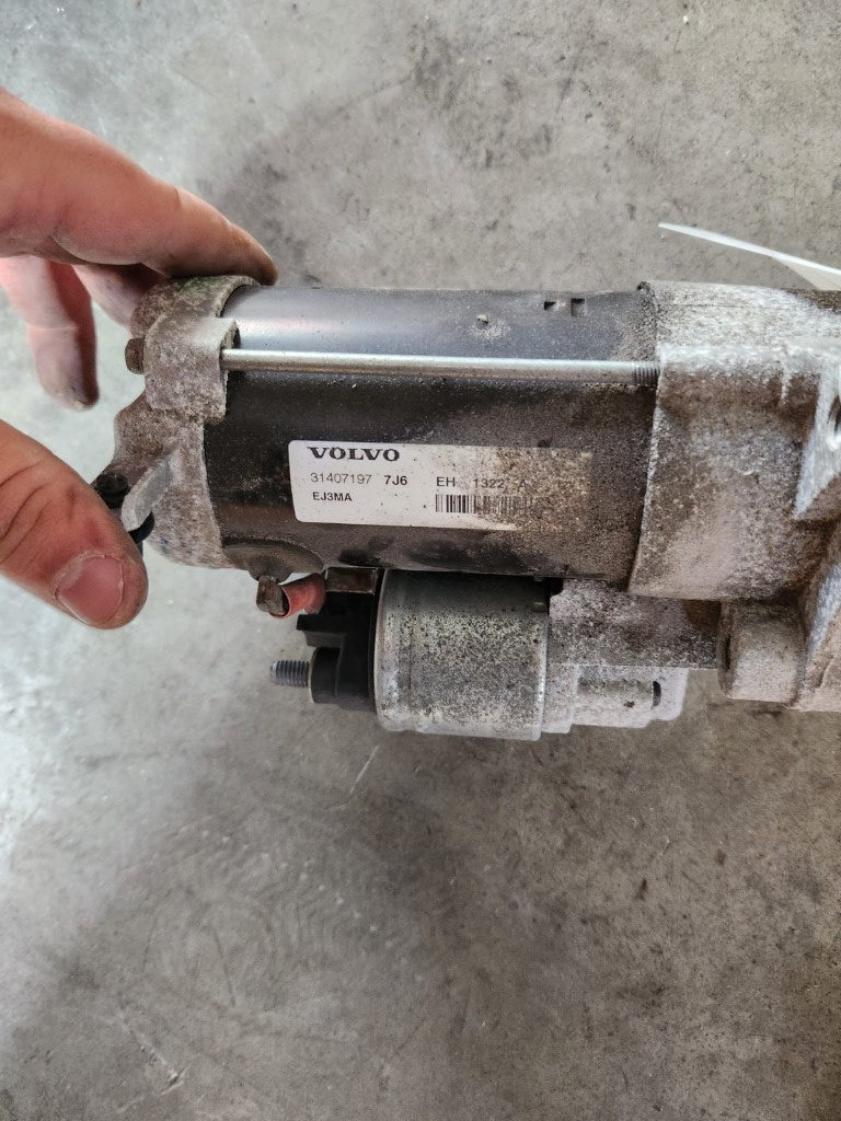 Electromotor Volvo V40 2.0 I B4204T38 2017 Cod : 31407197