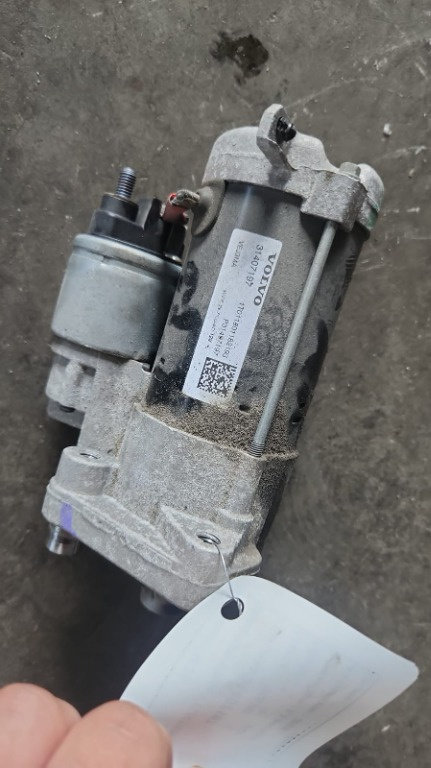 Electromotor Volvo V40 S40 1.5 T3 B4154T4 cod 31407197
