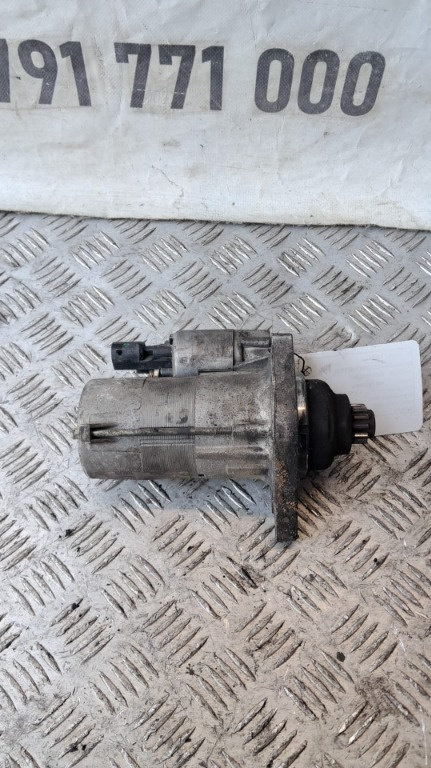 Electromotor Vw Touran 1.9 TDI 105CP cod motor BLS an 2008 cod 02Z911023H