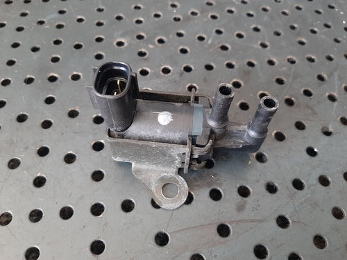 Electrovalva 1.0 b ej-ve daihatsu coure 6 136200-2880