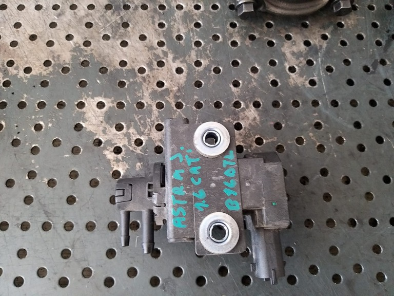 Electrovalva 1.6 cdti opel astra j 55576356