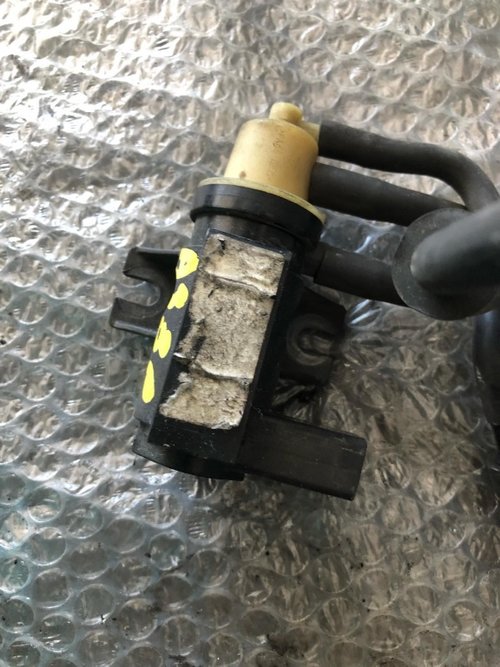 Electrovalva 2.0 d audi a3 8p 2010