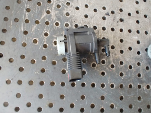 Electrovalva 2.0 tdi audi q5 a6 c6 4f a3 8p a4 b8 skoda superb 3 vw touran 1t golf 6 tiguan 1k090628...