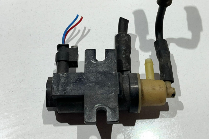 Electrovalva 2.2 CDI A0091533128 Mercedes-Benz C-Class W205/S205/C205 [2014 - 2018]