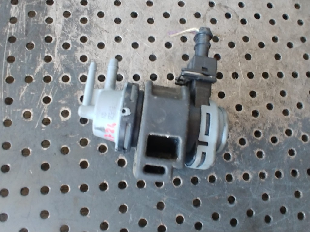 Electrovalva supapa vacuum 1.5 dci renault scenic 2 megane 2 8200575400