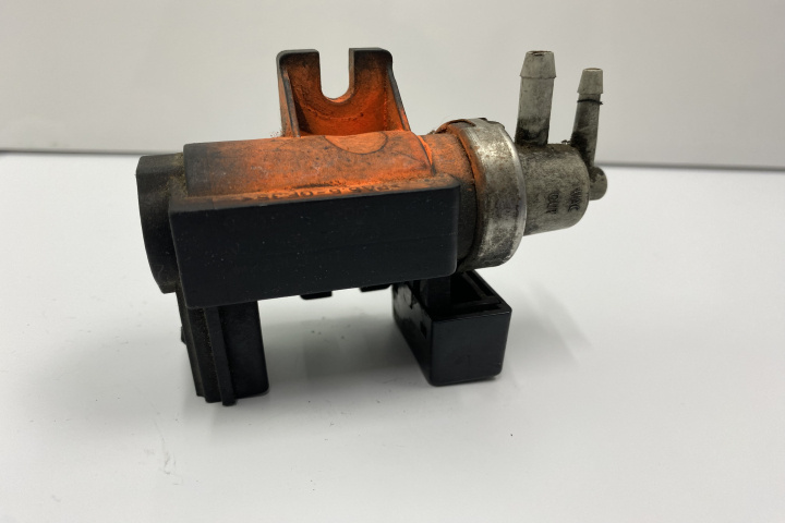 Electrovalva supapa vacuum 8E0906627B / 72290310 Audi A4 B7 [2004 - 2008]