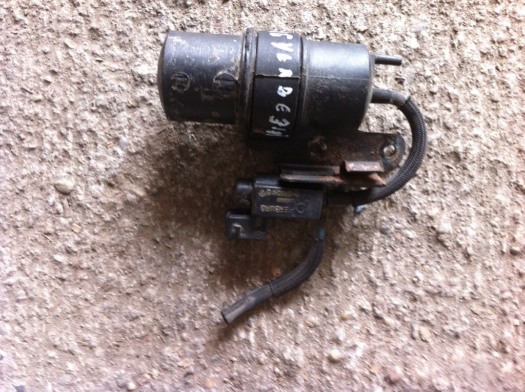 Electrovalva vacuum BMW 3 Series E46 [1997 - 2003] Sedan 4-usi 316i MT (105 hp) SE 1.9