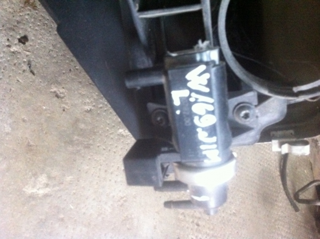 Electrovalva vacuum Mercedes-Benz A-Class W169 [2004 - 2008] Hatchback 5-usi A 180 CDI Autotronic (109 hp) 200 CDI