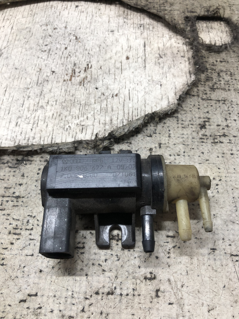Electrovalva Volkswagen Passat B6 2006, 1K0906627A