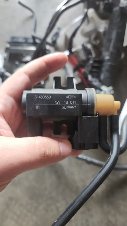 Electrovalva Volvo S60 T3 1.5 B4154T4 2018 Cod : 31480559