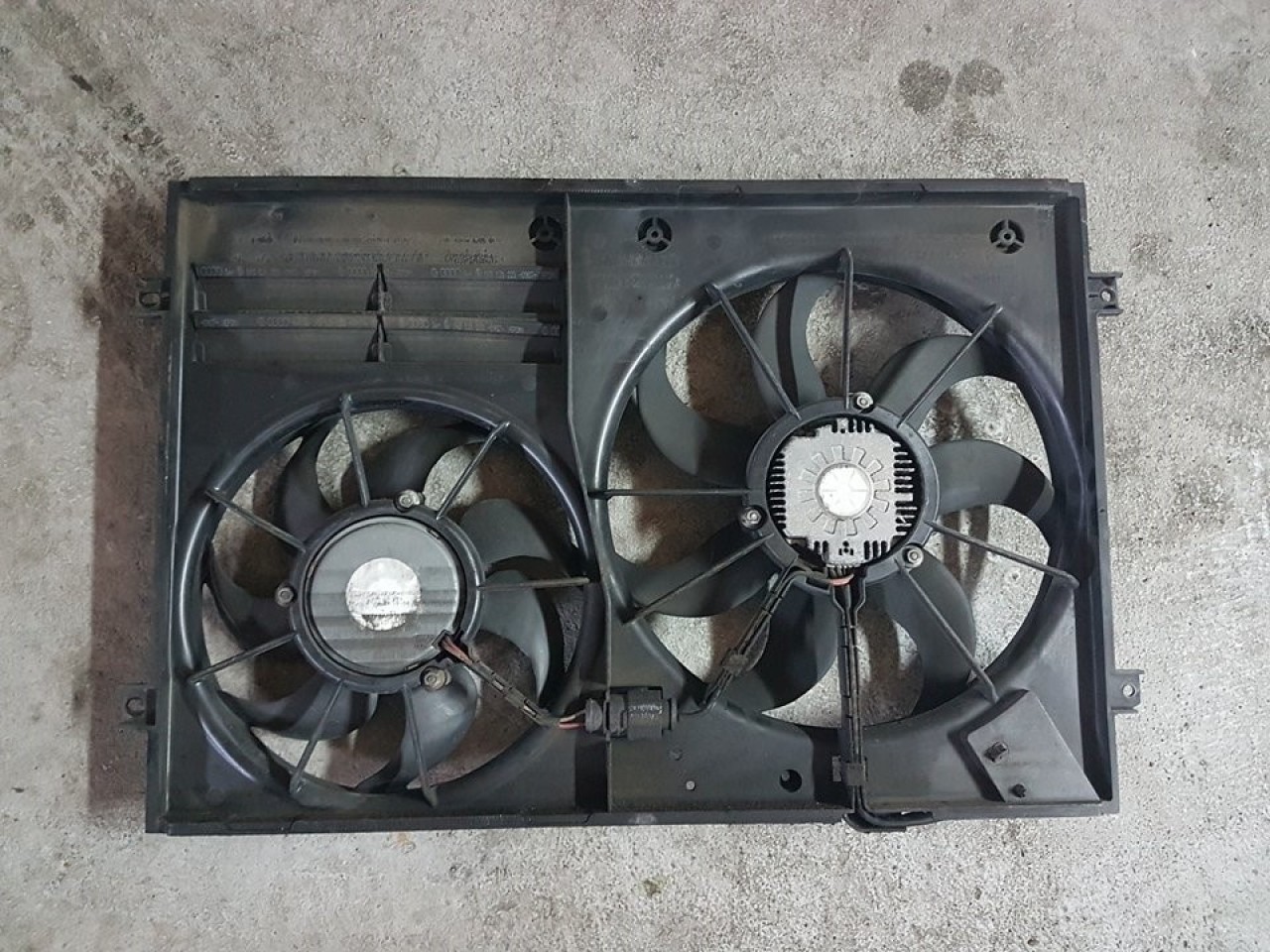 Electroventilatoare cu suport audi a3 8p 2.0 tdi bmm 140 cai cu dpf