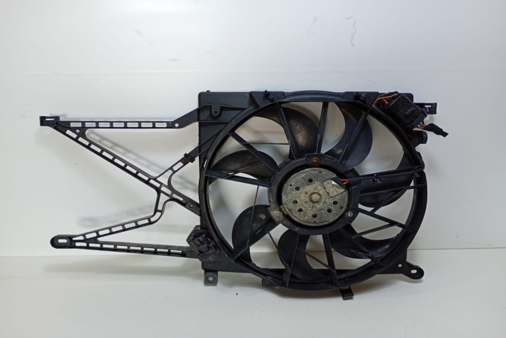 Electroventilator 030303246 / 90570740 O