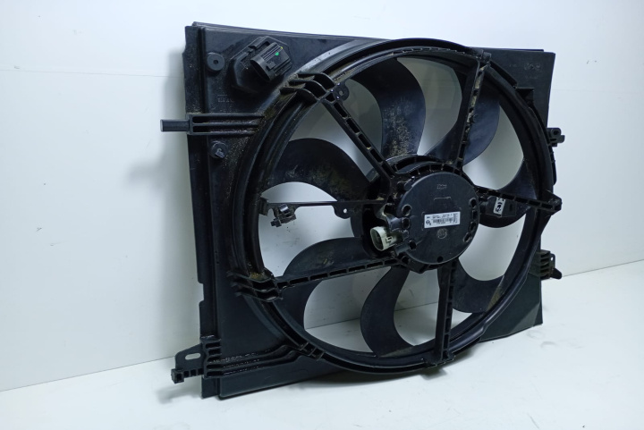 Electroventilator 1.3 i 214814EB0B Renault Kadjar [facelift] [2018 - 2024]