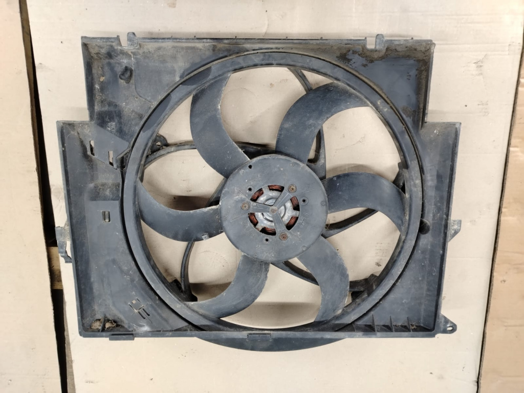 Electroventilator 2.0 d 16326937515 BMW X1 E84 [2009 - 2012]