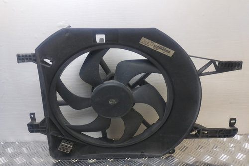 Electroventilator 2.0 dci 8200817125 Opel Vivaro A [facelift] [2006 - 2014]