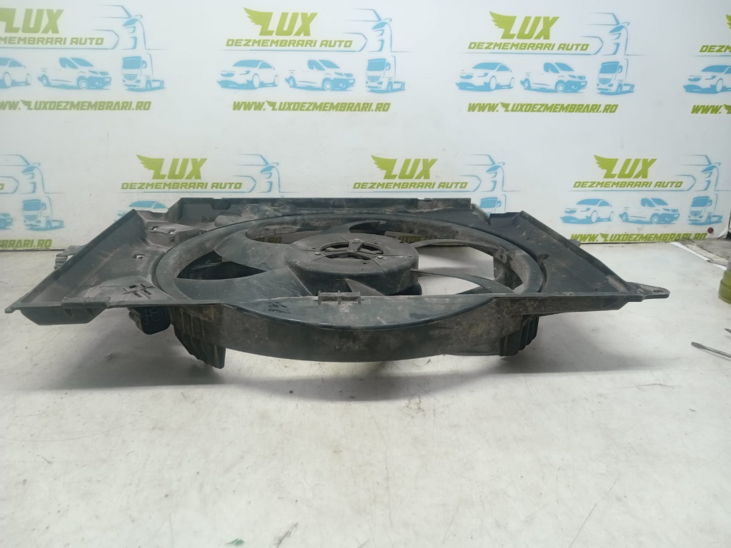 Electroventilator 8250105 2.0 d N47D20A BMW Seria 3 E91 [facelift] [2008 - 2013] 2.0 d N47D20A
