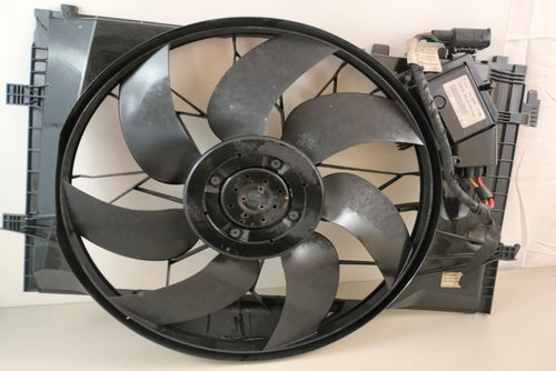 Electroventilator A2035000293KZ Mercedes-Benz C-Class W203/S203/CL203 [2000 - 2004]