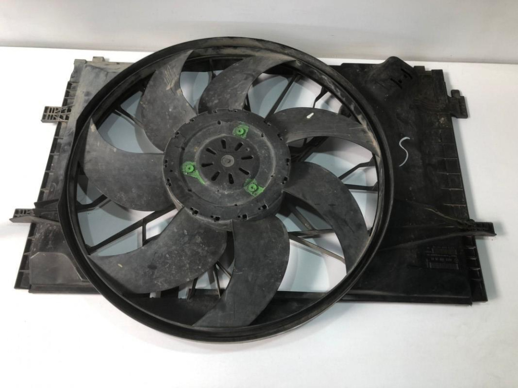 Electroventilator a2035001593 Mercedes-Benz C-Class W203 [2000 - 2004]