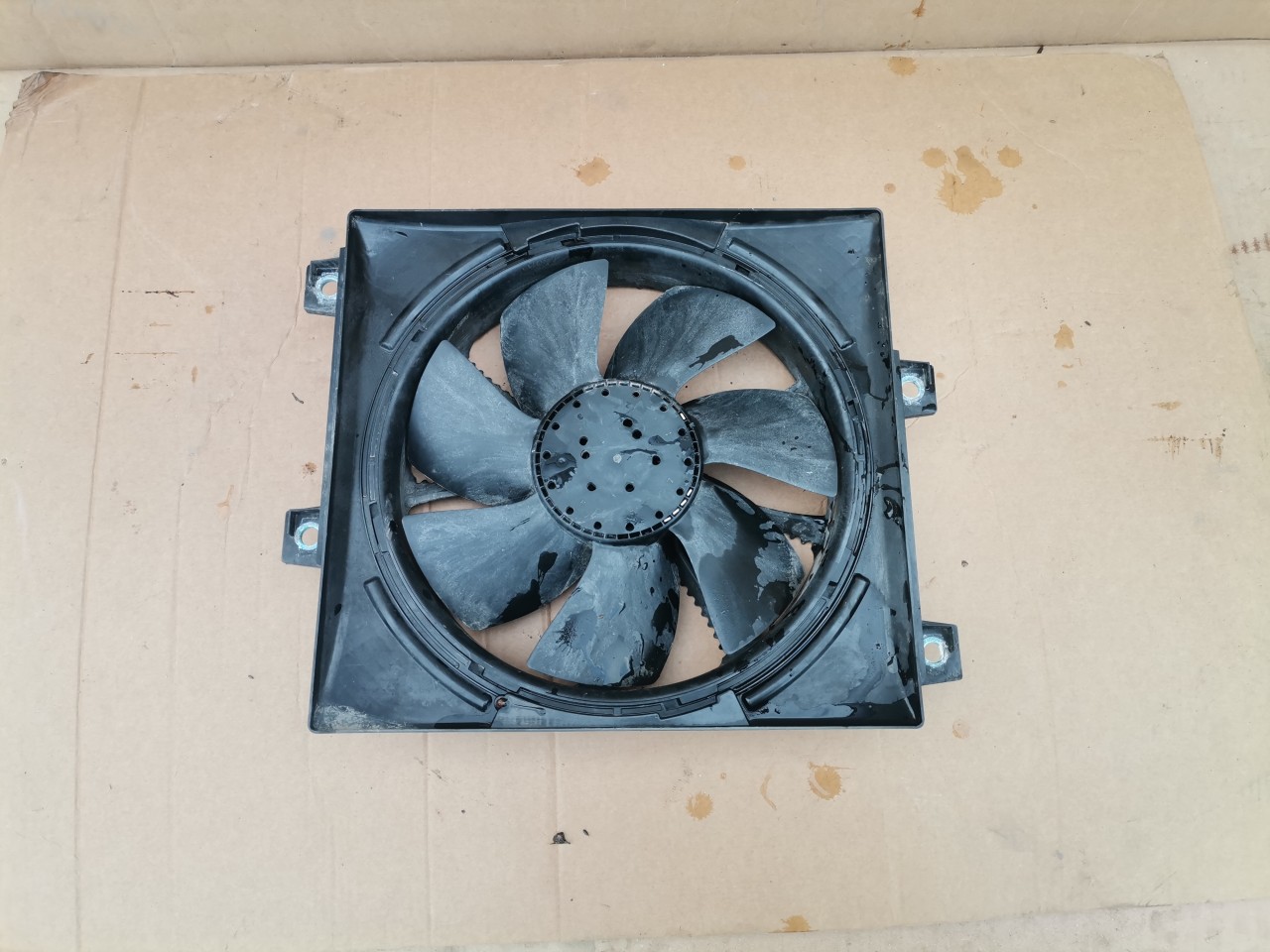 Electroventilator aer cabina Scania R Series cod G134010010 / 2163754