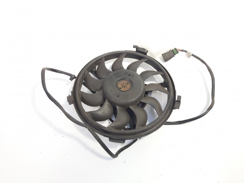 Electroventilator, Audi A4 Avant (8ED, B7), 2.7 TDI, BPP (id:489279)